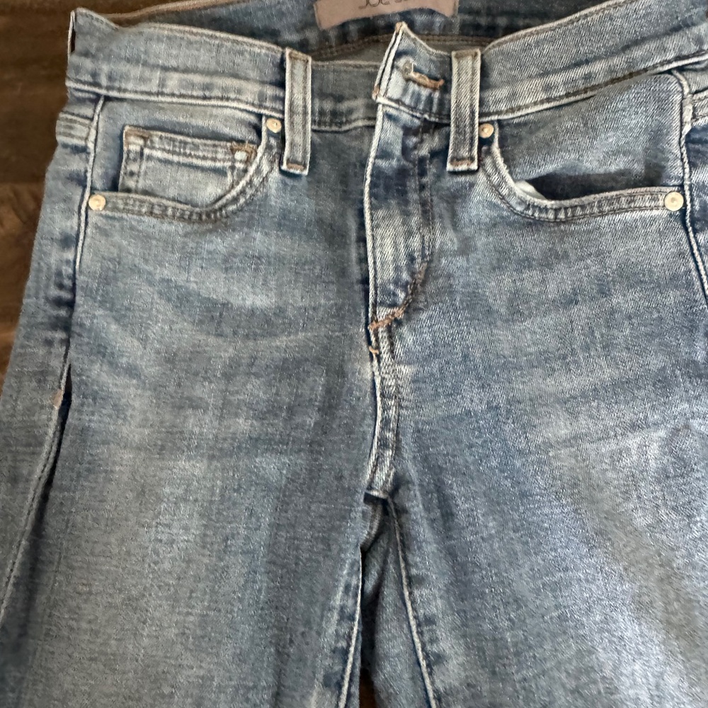 Joes jeans skinny raw edge jeans size 23